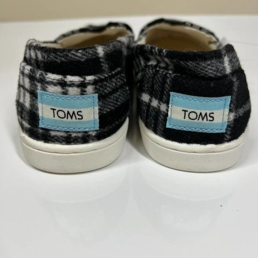 Toms black and white plaid slip on size Y3 Kid Junior US Y3